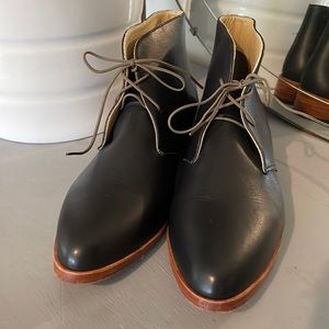 Nisolo Isa Boot in black size 8.5